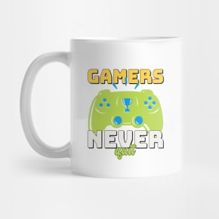 gamers never quit Mug